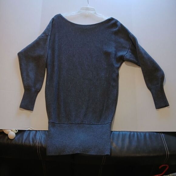 Gray Shirt Dress With Measurments, No size or Brand. This is Elegant, Business. - Picture 7 of 8